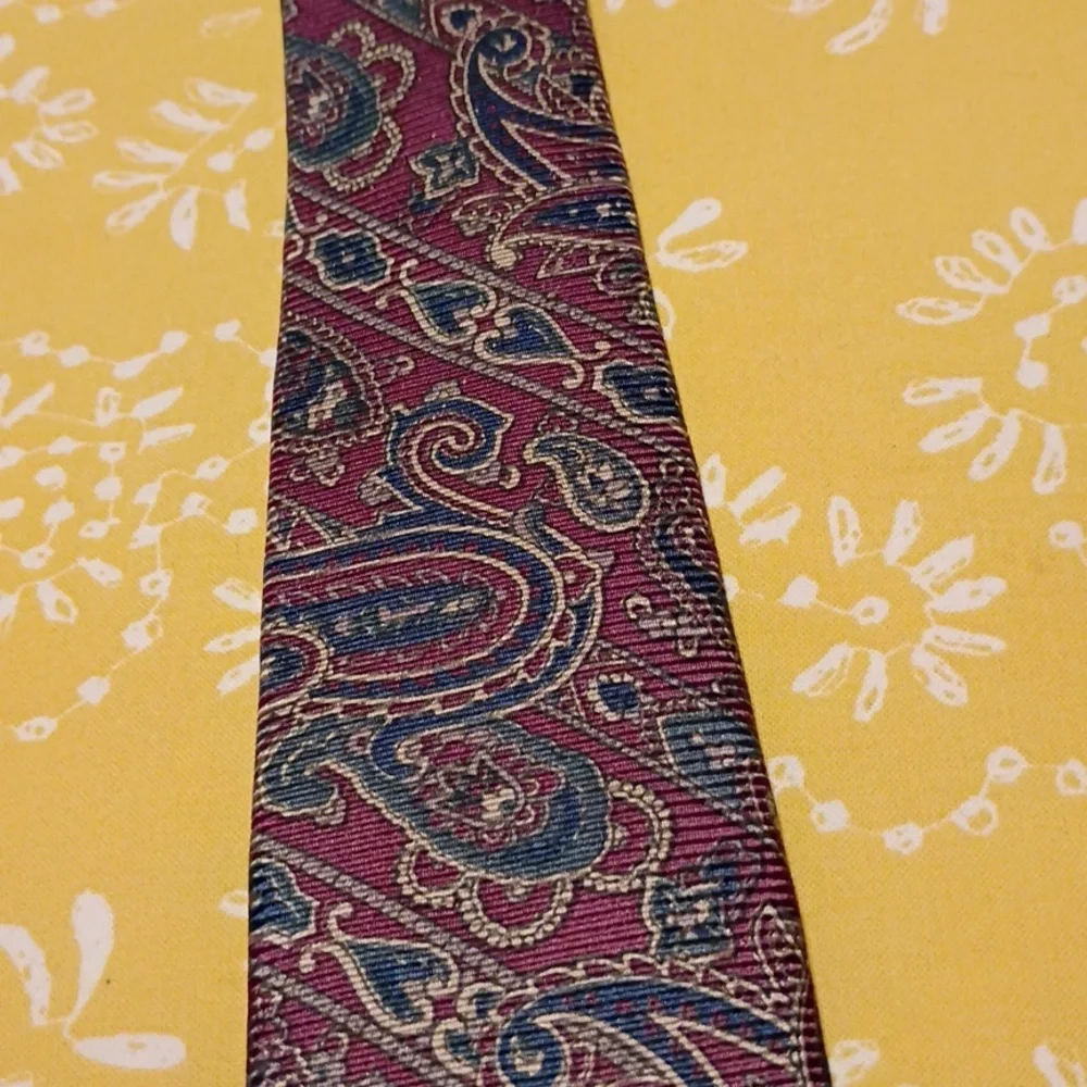 Vintage Don Loper Of Beverly Hills Necktie